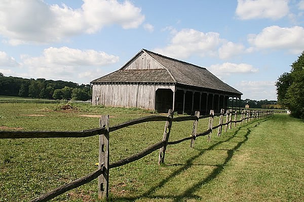 1808 Double Pen Barn